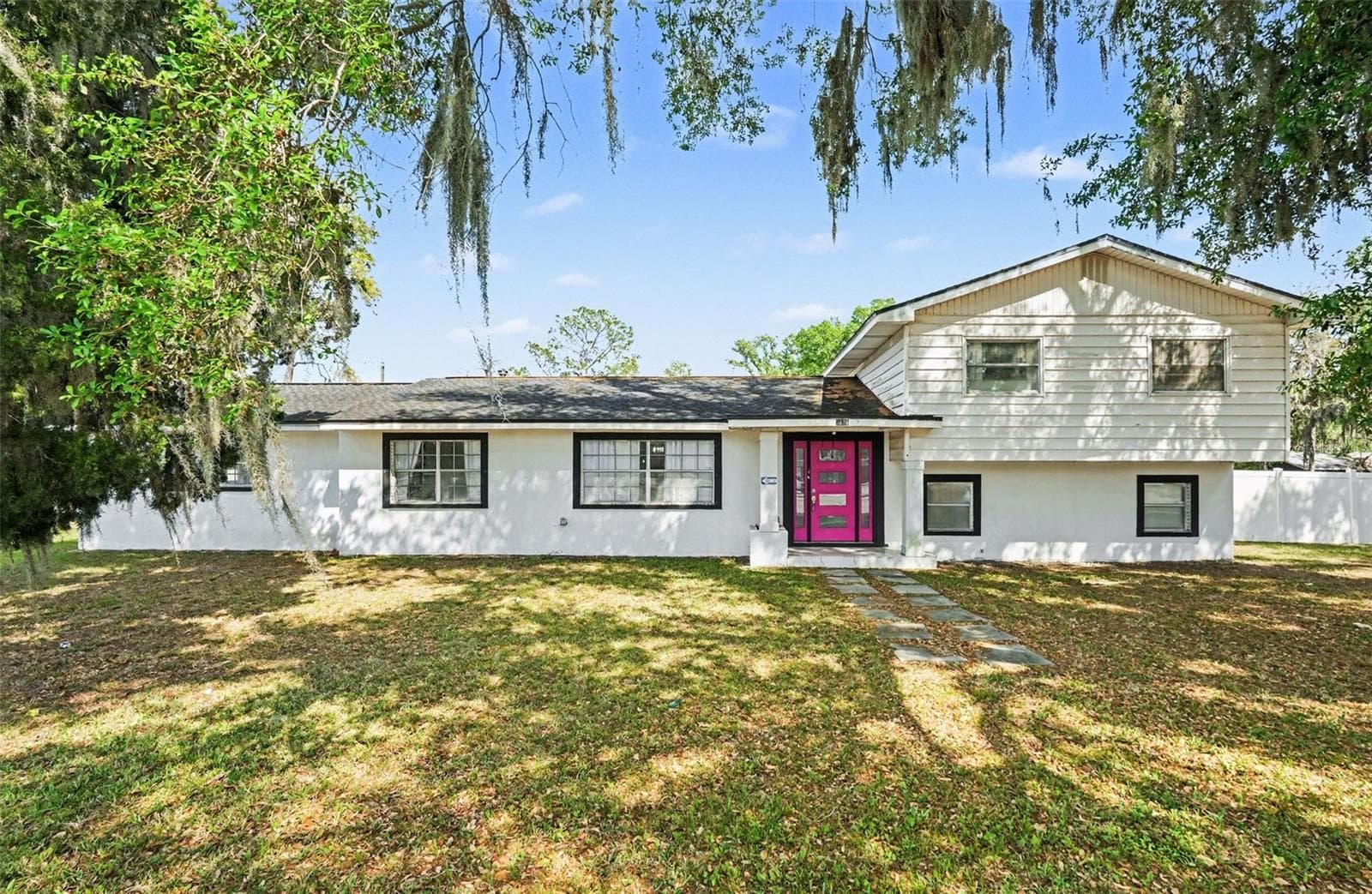 3101 S Kings Ave
