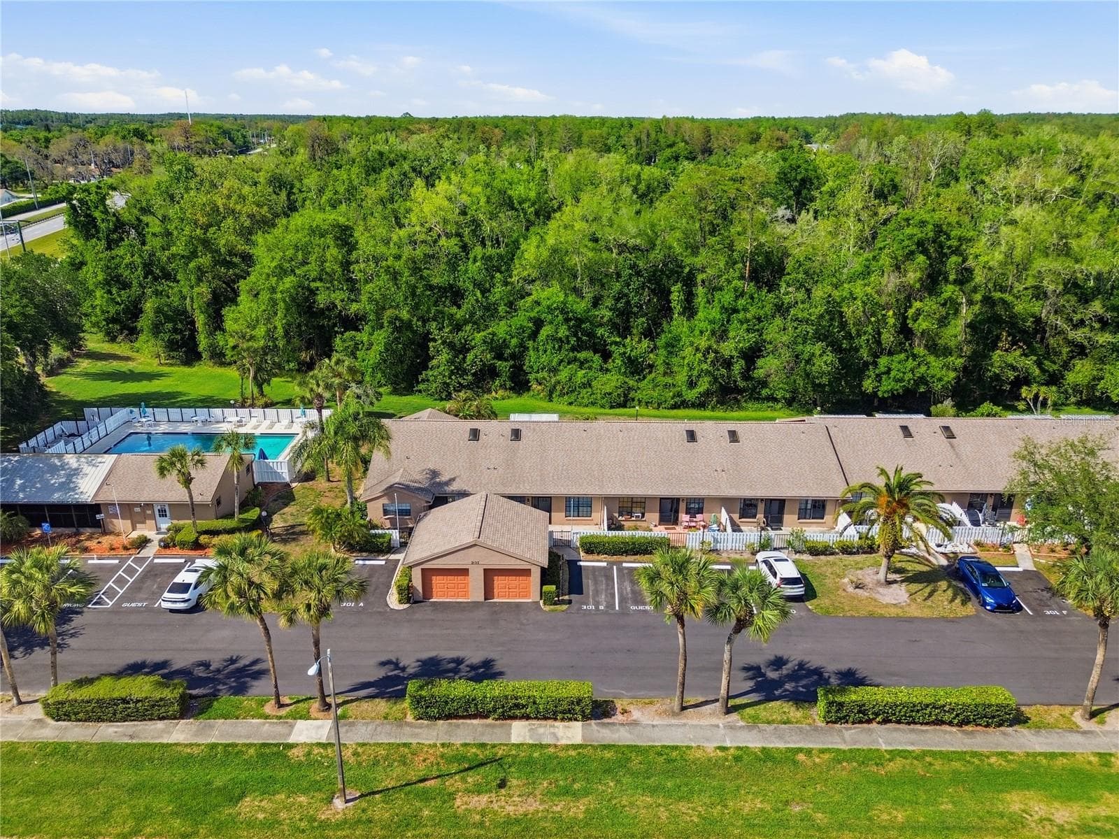 3135 Charter Club Dr #B photo 4