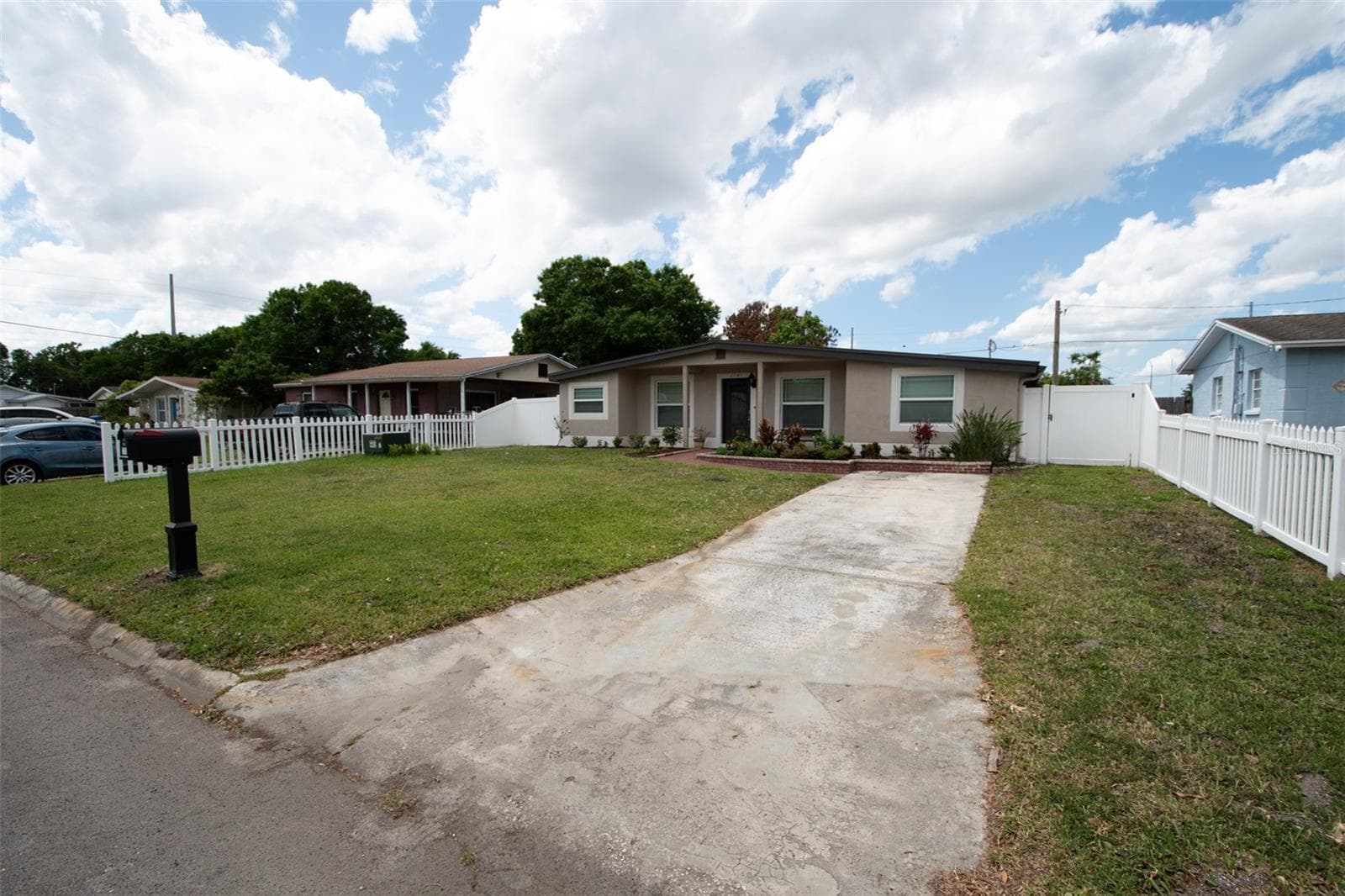 2701 Calle St photo 5