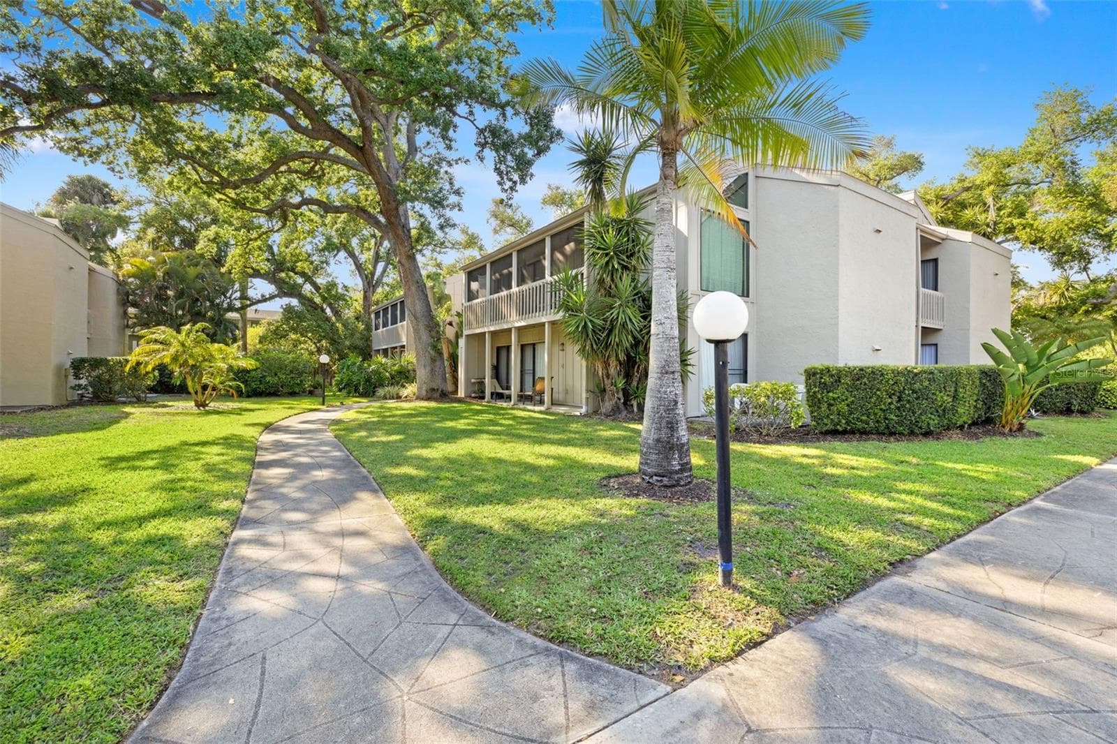 2200 Bahia Vista St #B8 photo 3