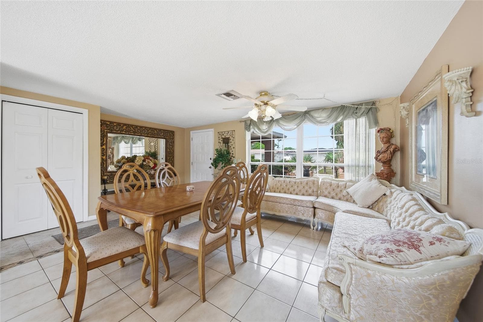 7140 Rockwood Dr photo 4