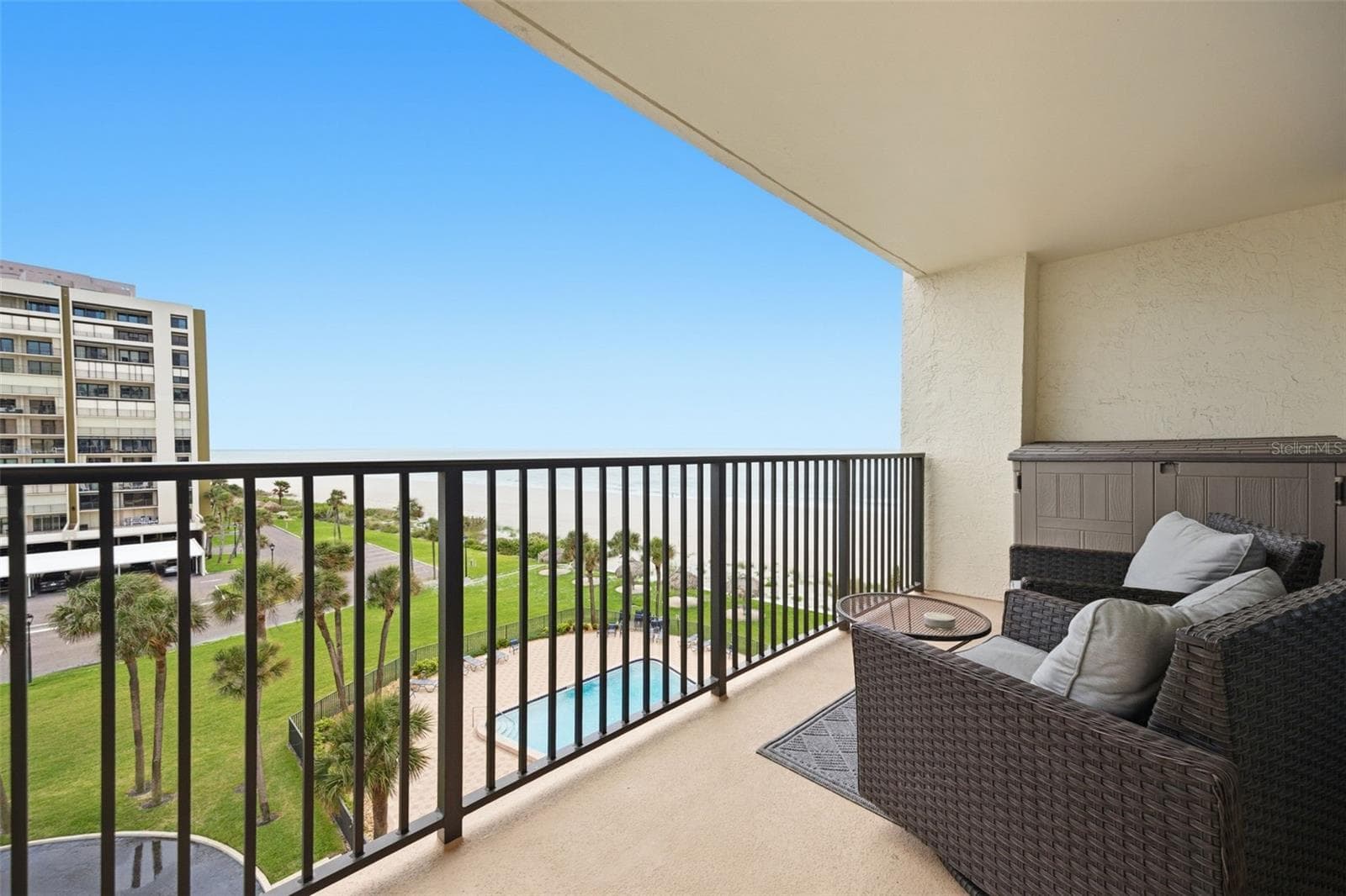 1460 Gulf Blvd #501 photo 4
