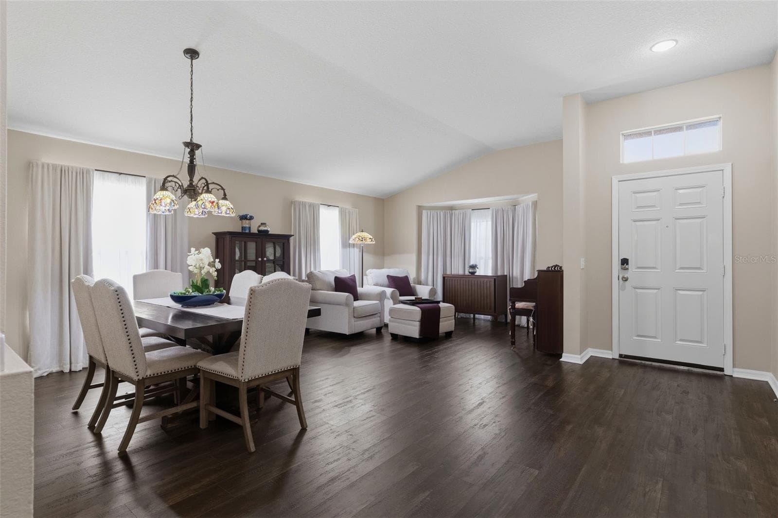 16810 Taylow Way photo 4