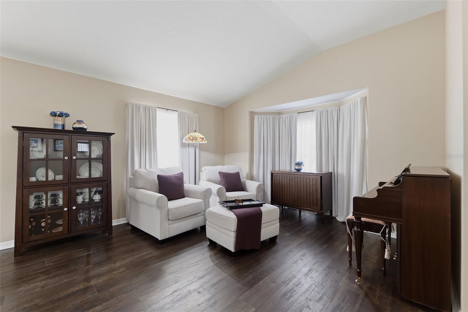 16810 Taylow Way photo 5