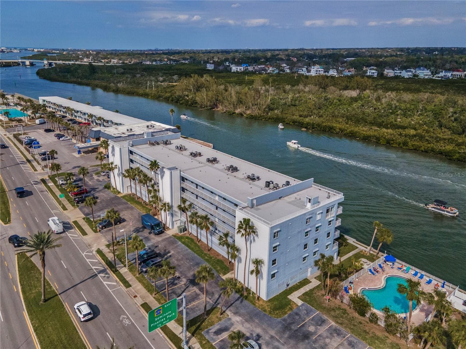 18325 Gulf Blvd #308 photo 3