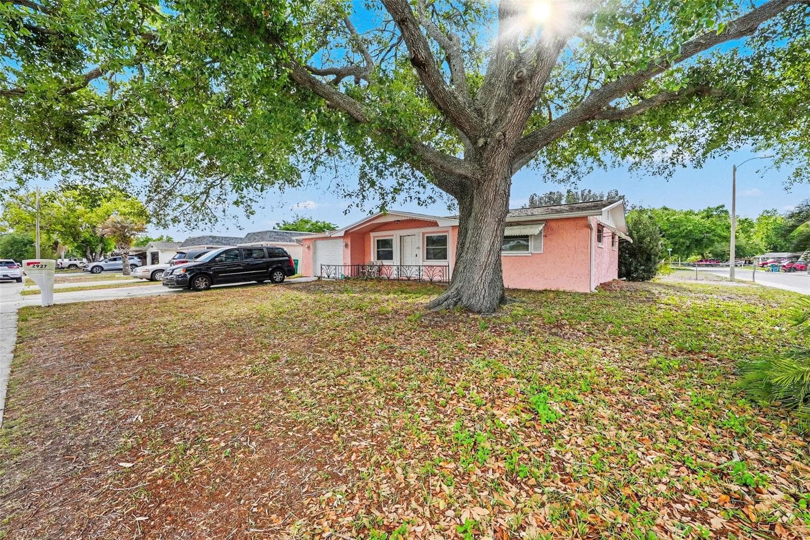 2927 Finch Dr photo 4