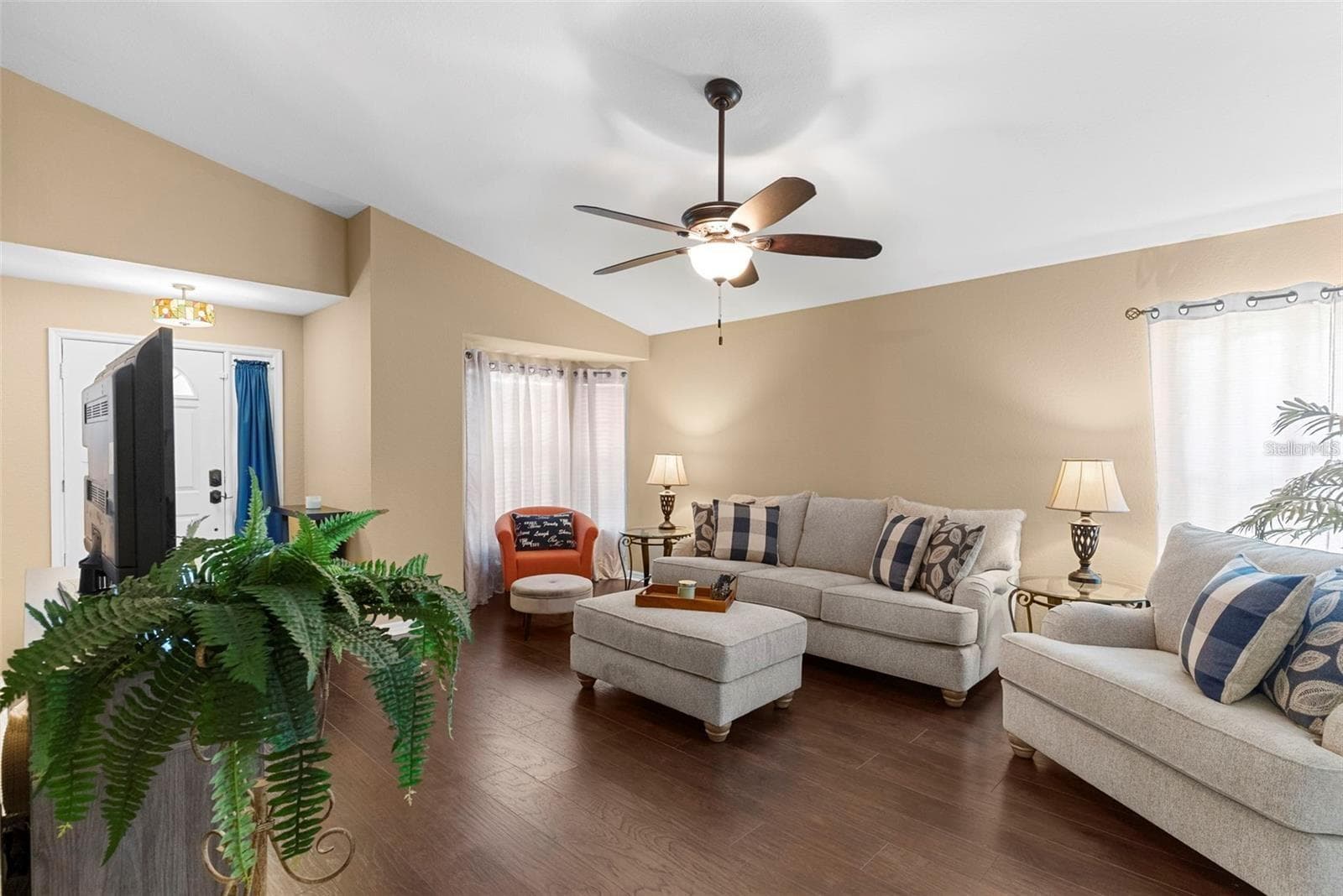 2144 Hatteras Pt photo 4