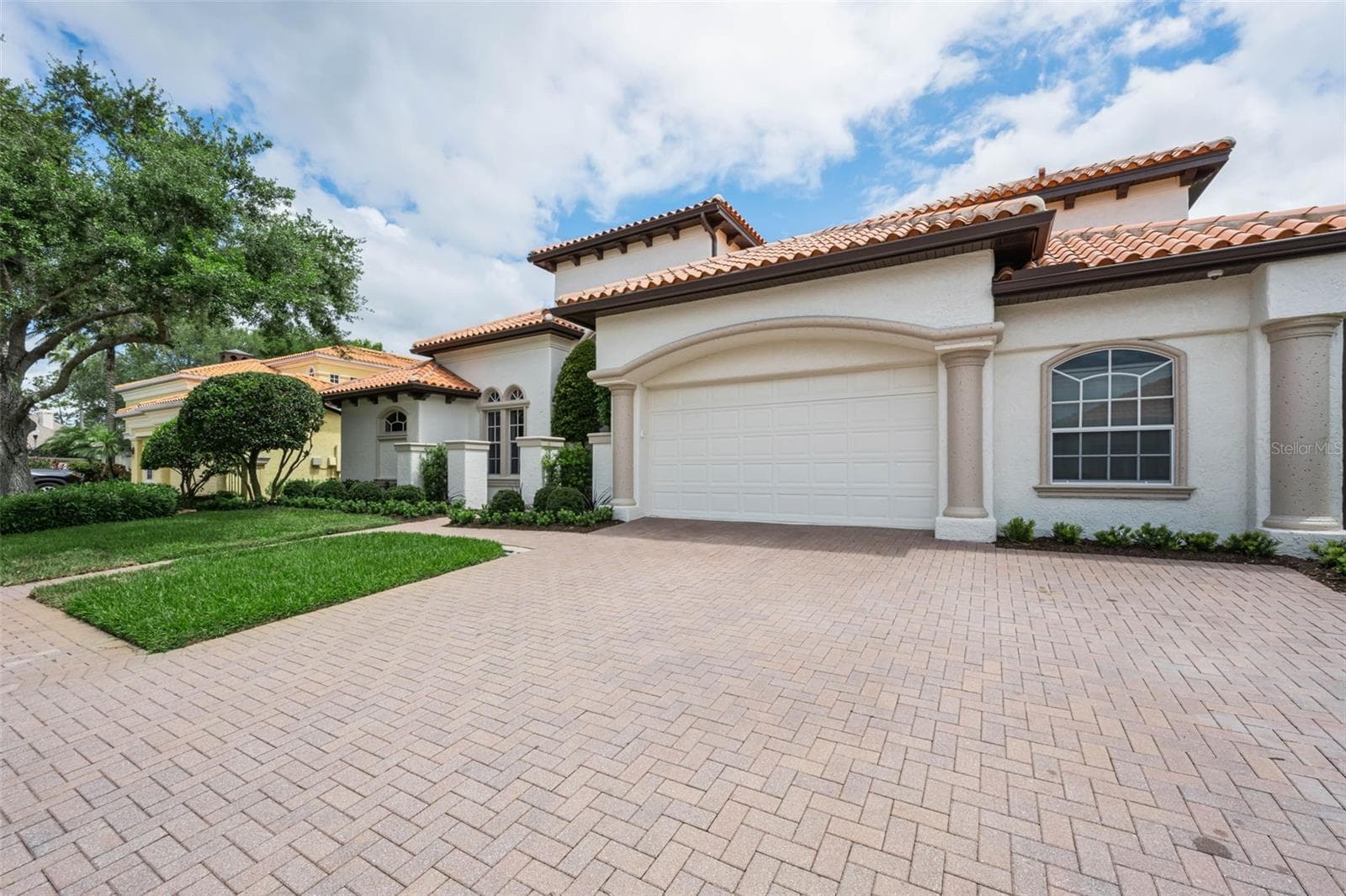 1246 Tuscany Dr photo 4