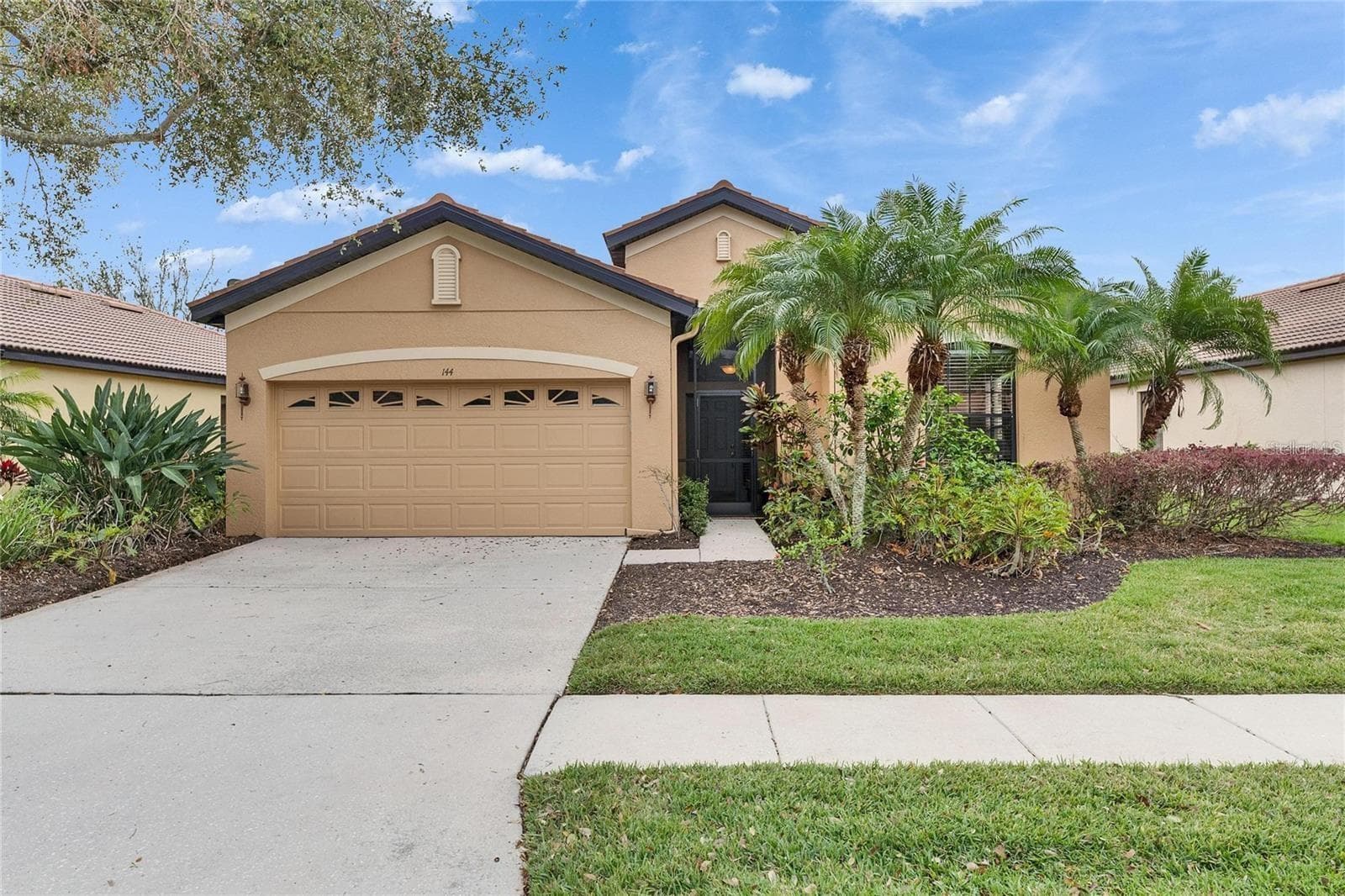 144 Silver Falls Dr