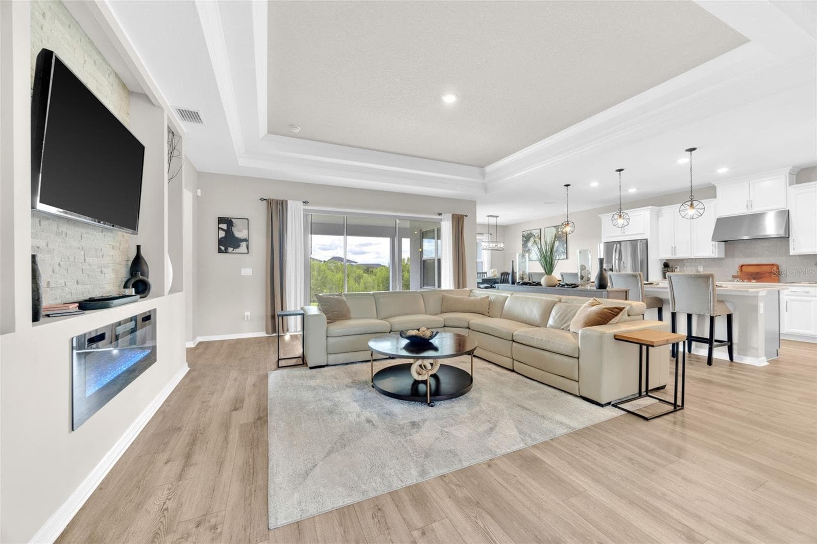 7201 Talamore Dr photo 4