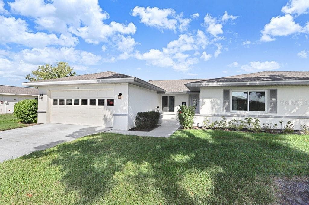 2306 Lancaster Dr #2306 photo 3