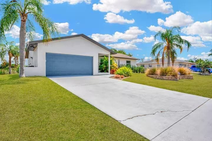 721 Eagle Ln