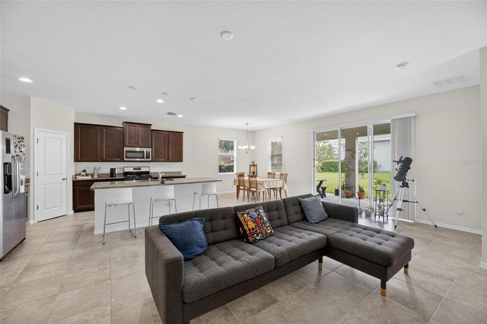 6309 Shadowlake Dr