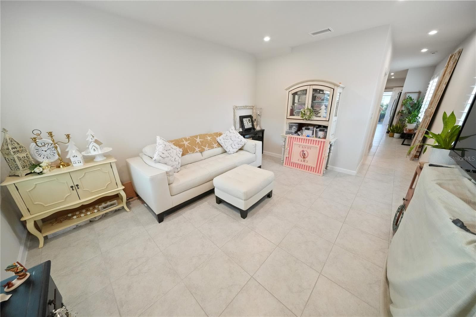 4175 Harbour Palm Dr