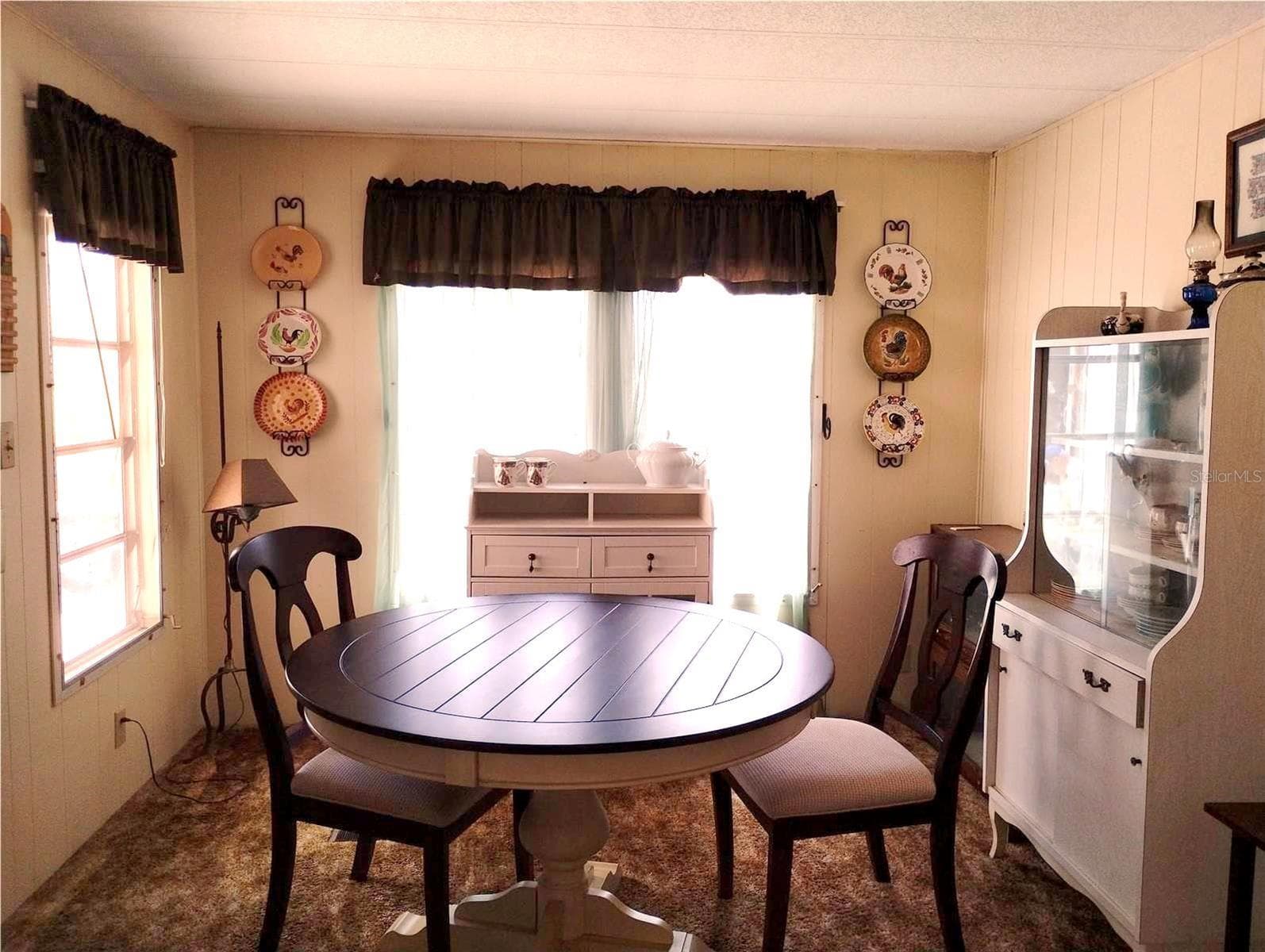 7409 Skyline Dr photo 3