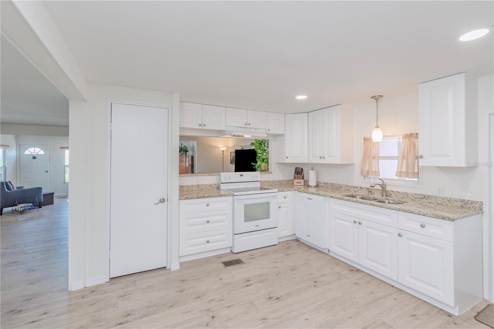 4851 W Gandy Blvd #23C photo 4