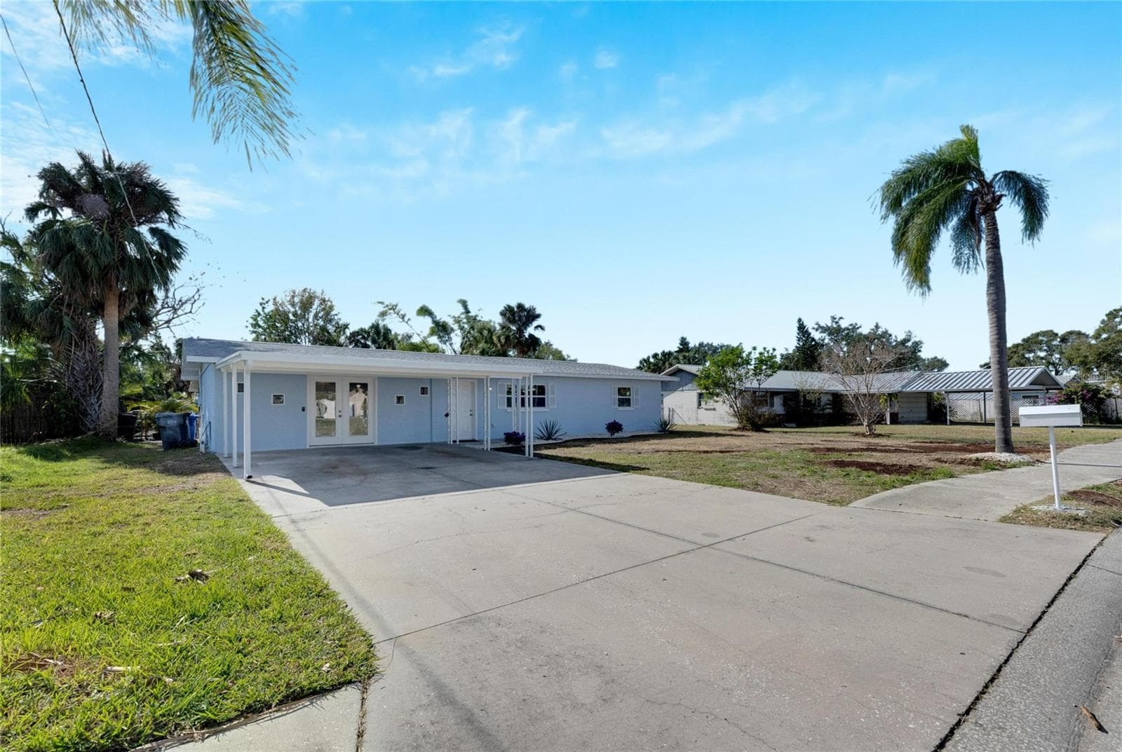 660 Flamingo Dr photo 5