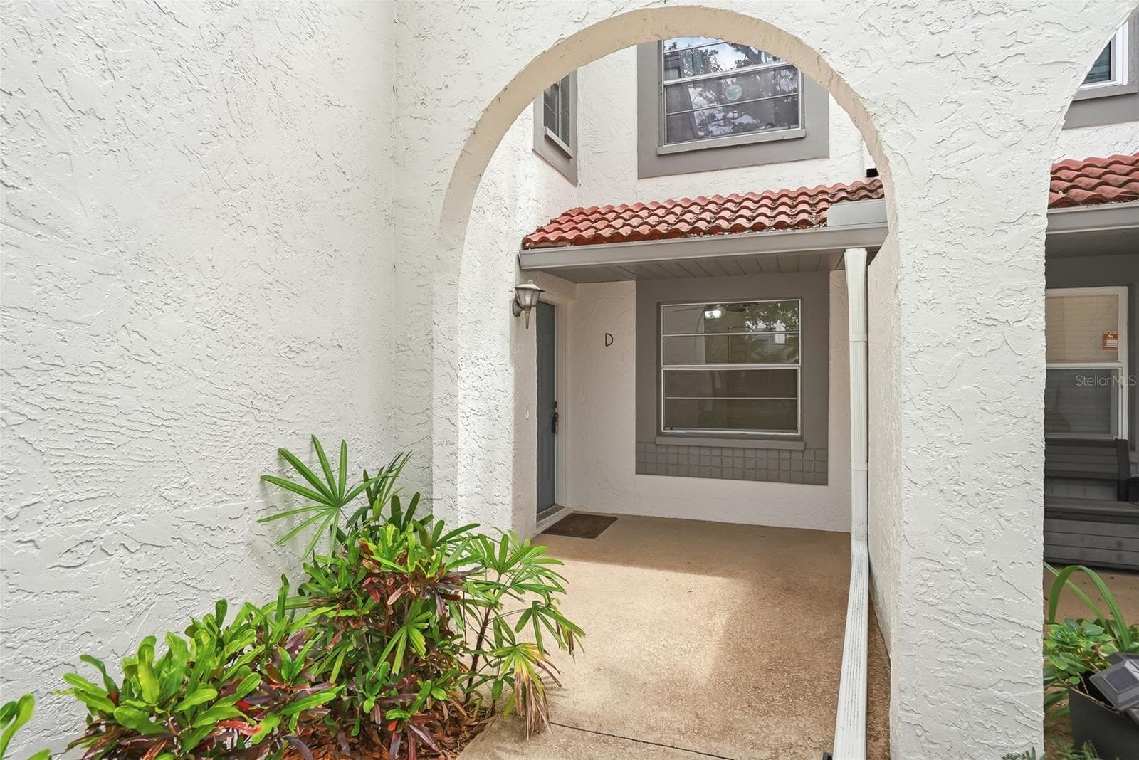 500 Santa Cruz Pl NE #D photo 3