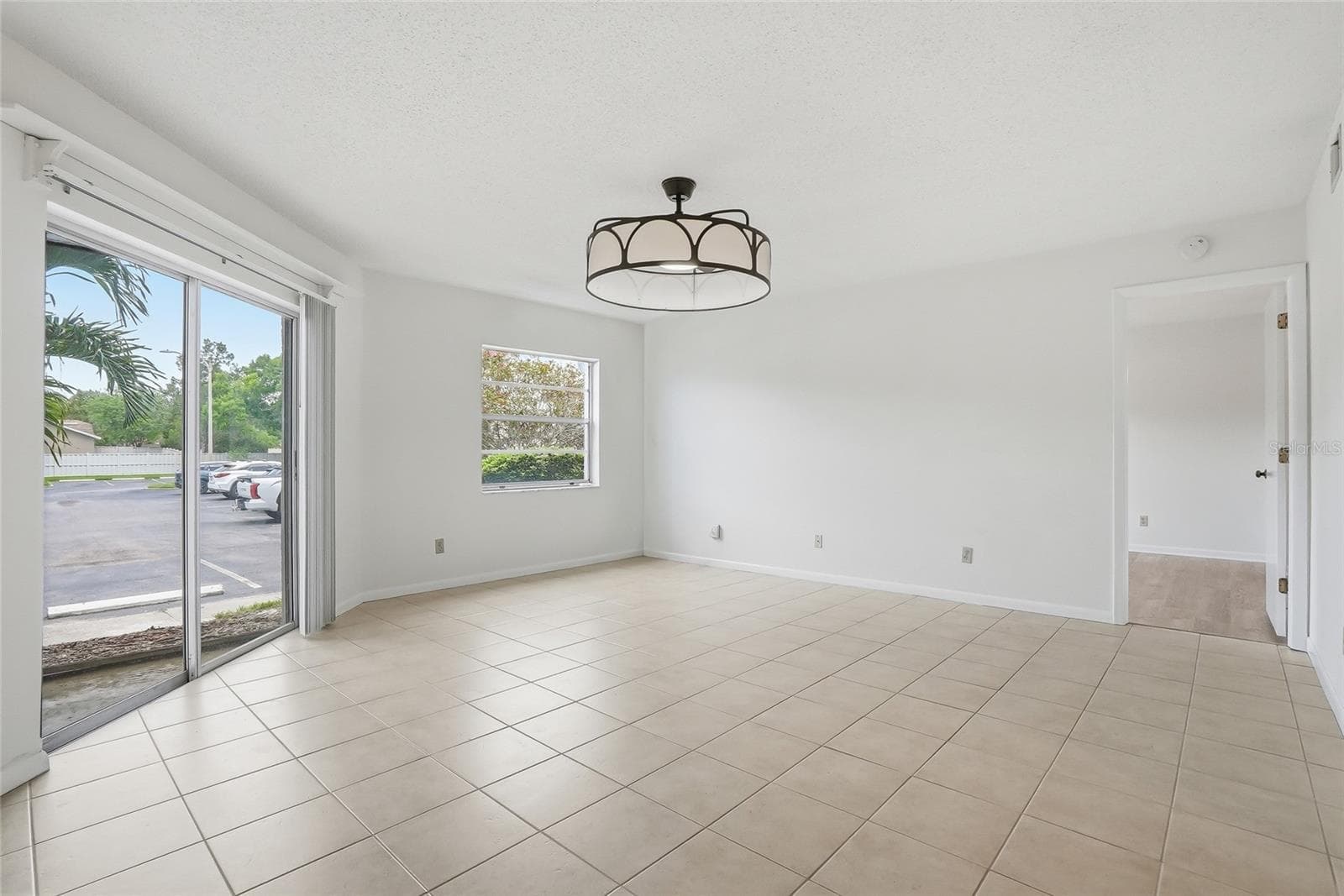 500 Santa Cruz Pl NE #D photo 4