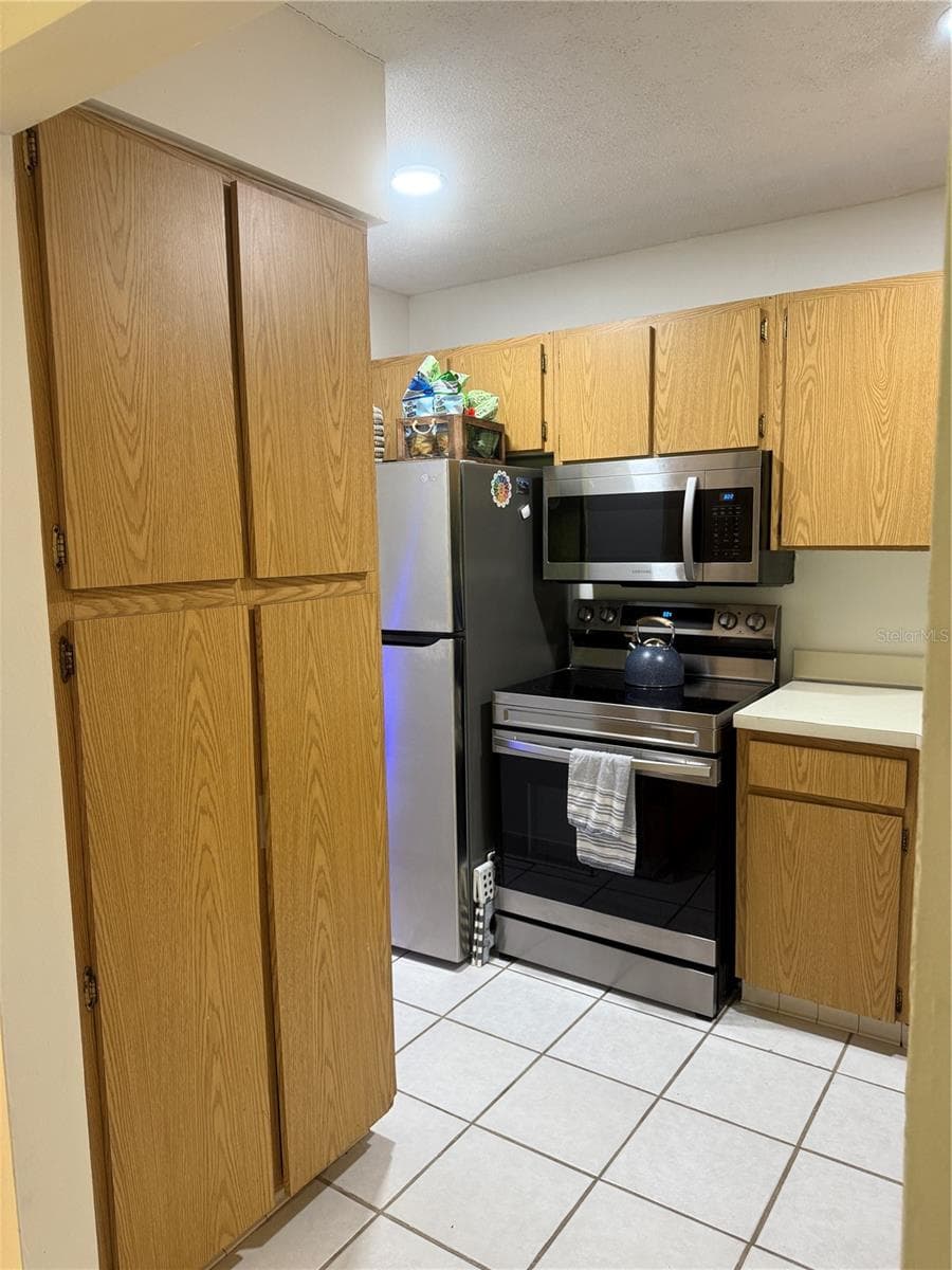 1236 Pine Ridge Cir W #G3
