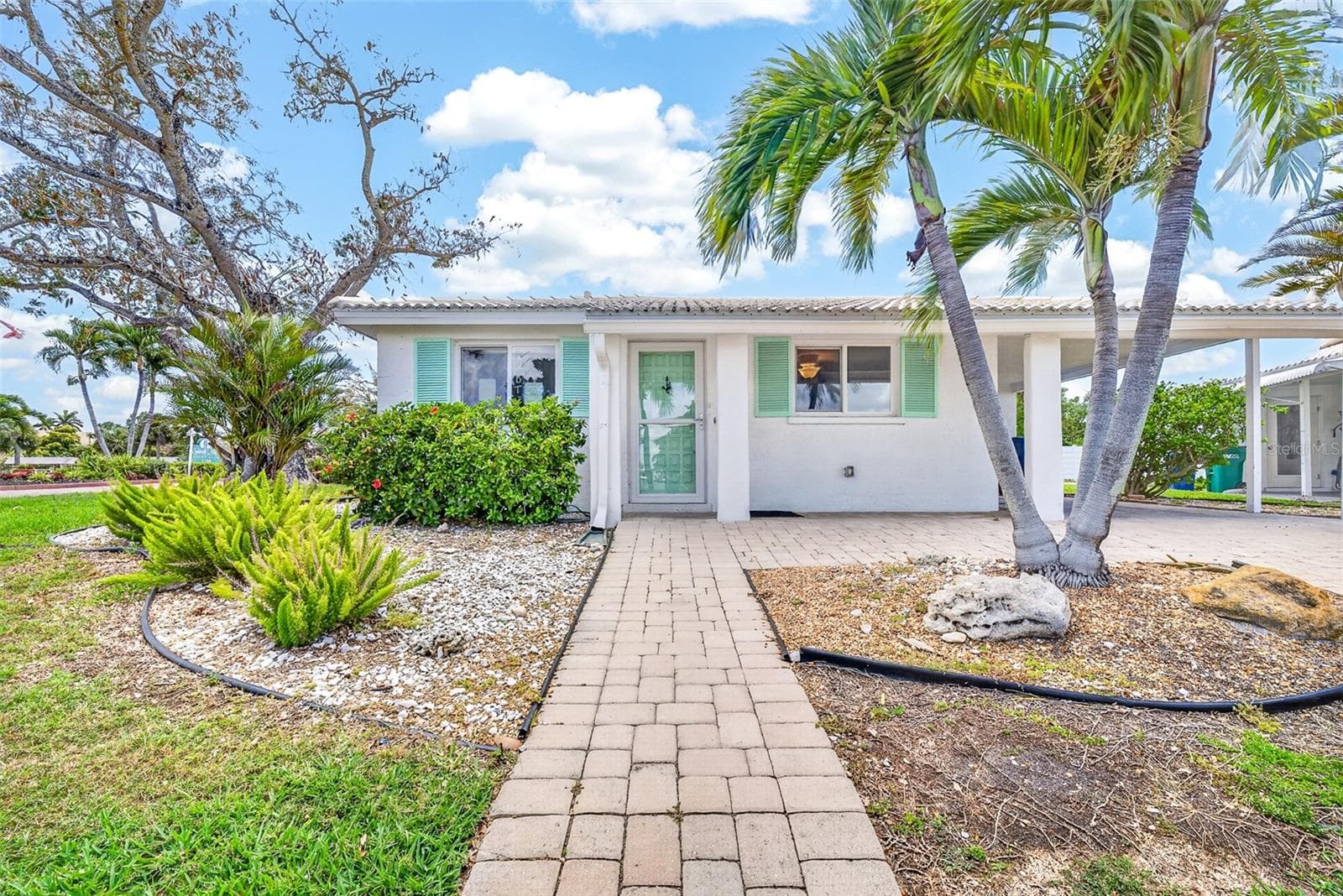 509 Spanish Dr N photo 4