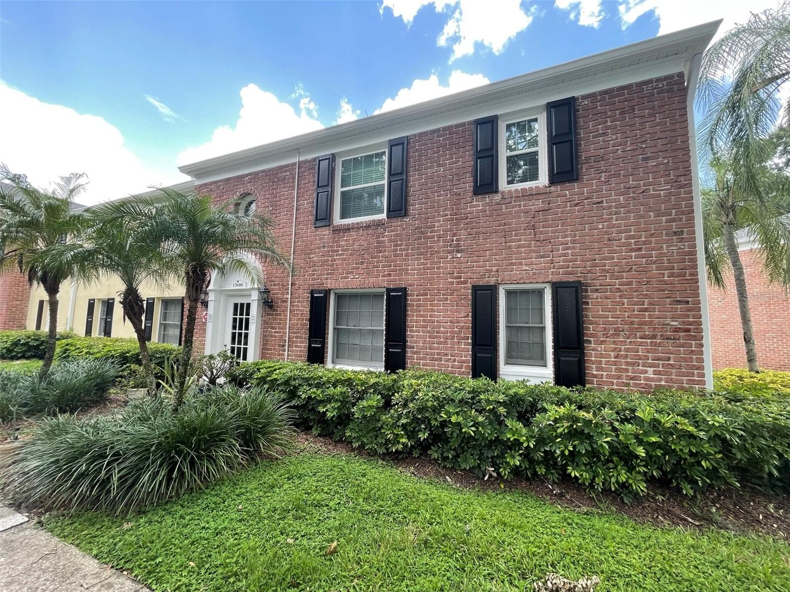 13686 Orange Sunset Dr #201