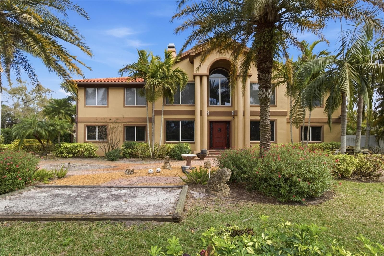 303 Sunny Ln photo 5
