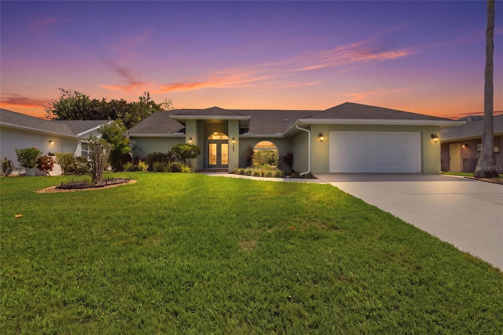 5207 86th Street CT W