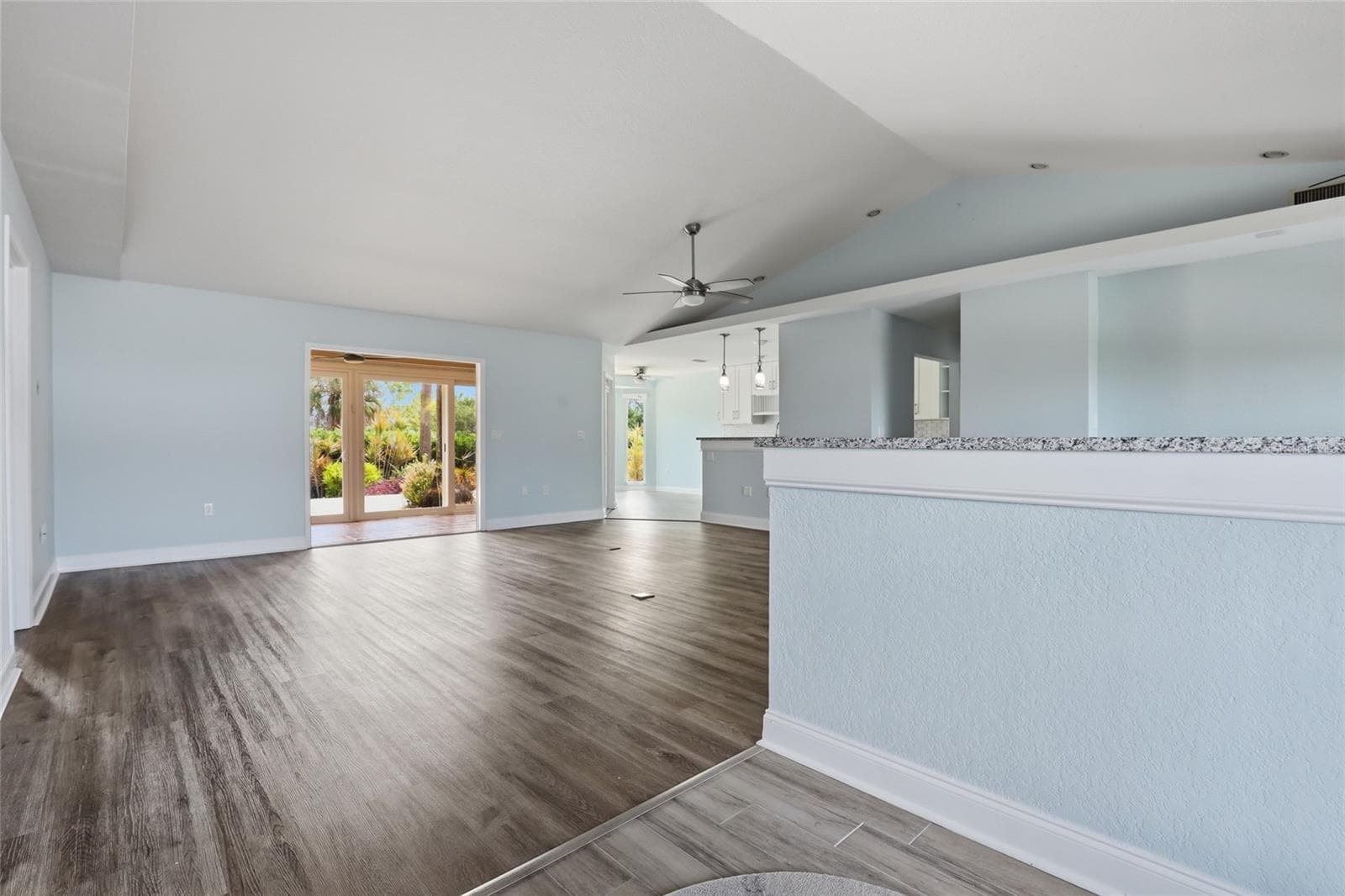 5207 86th Street CT W photo 5