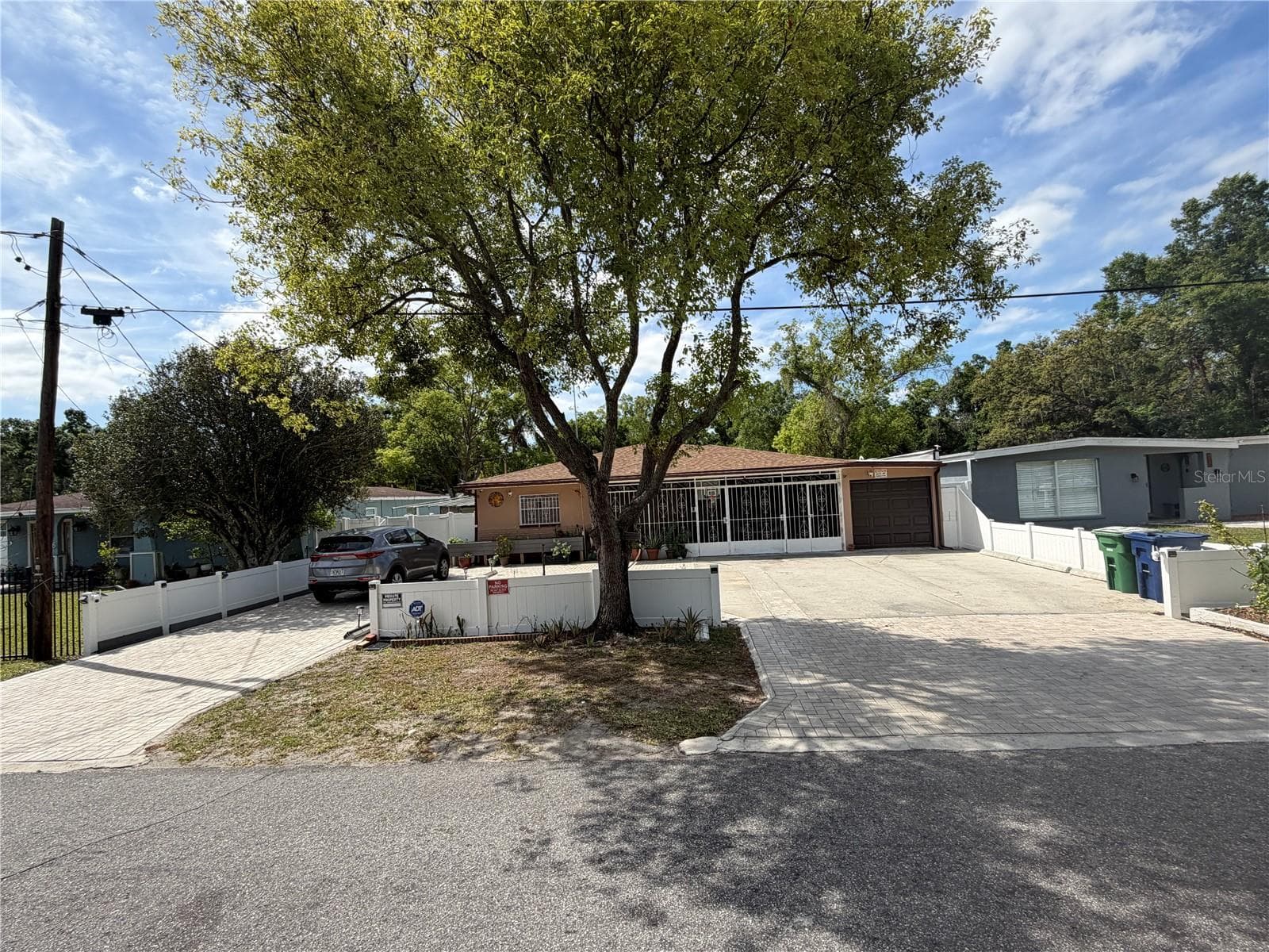 1508 W Knollwood St photo 4
