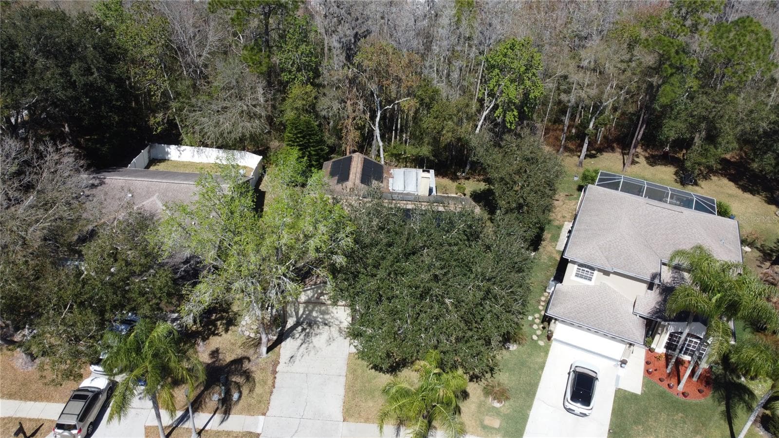 1795 Bayhill Dr photo 3