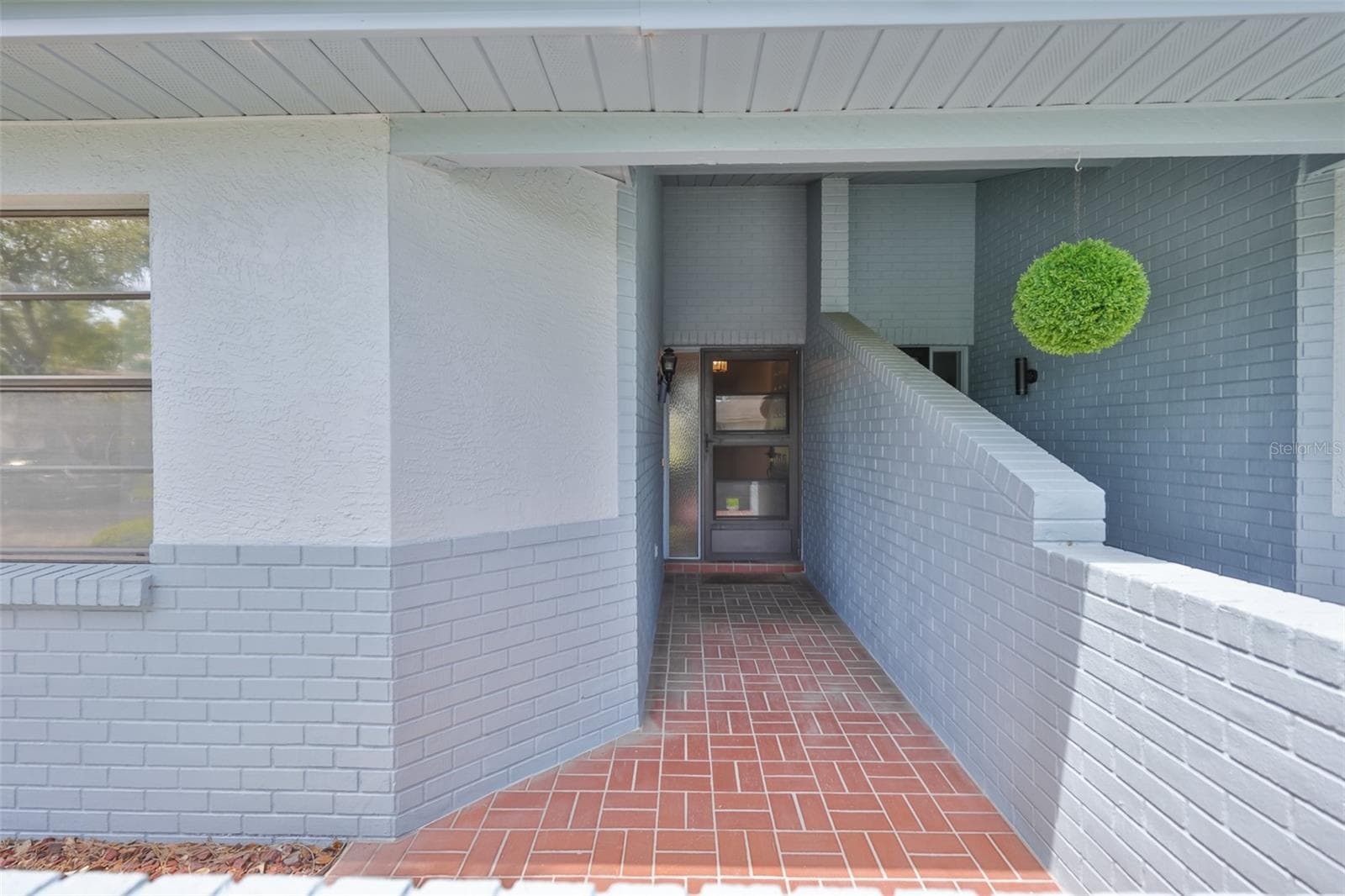 1618 Leland Dr photo 3