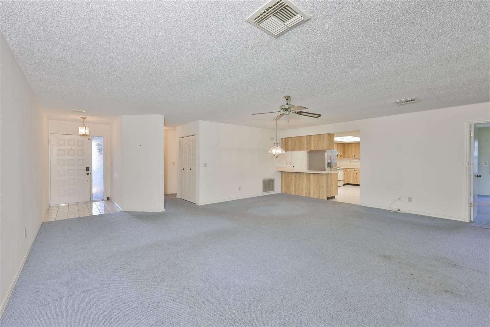 1618 Leland Dr photo 4