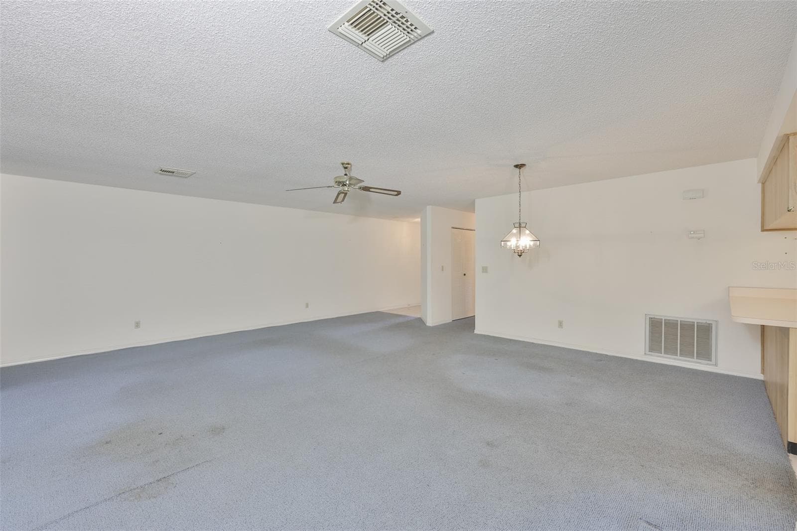 1618 Leland Dr photo 5