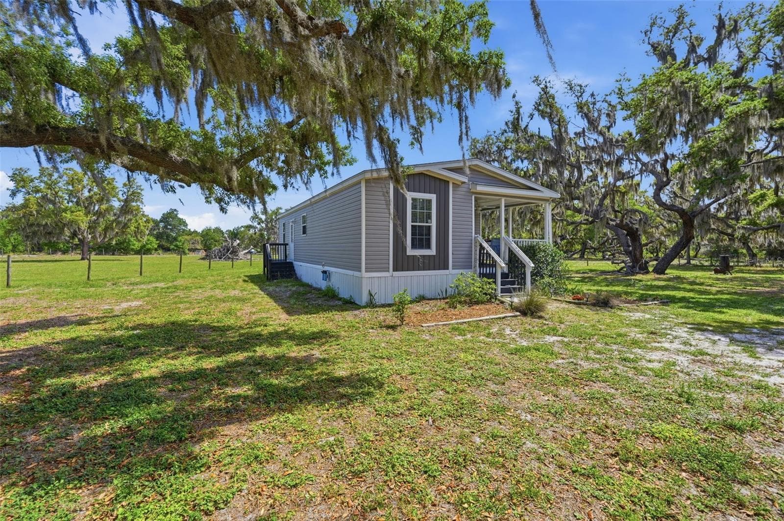 5625 Hog Town Ln