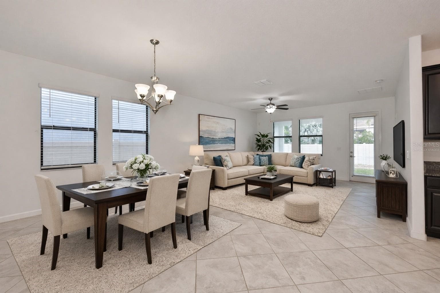 10616 Great Cormorant Dr photo 3