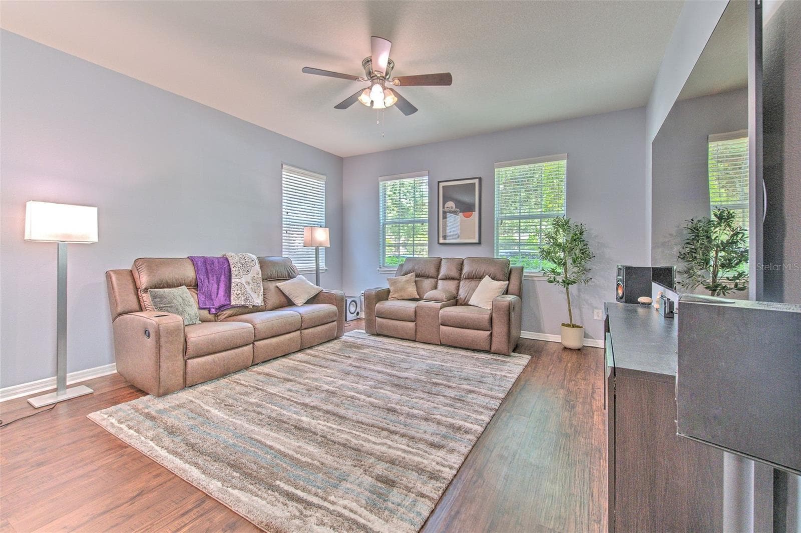 9033 Aspen Hollow Pl photo 4