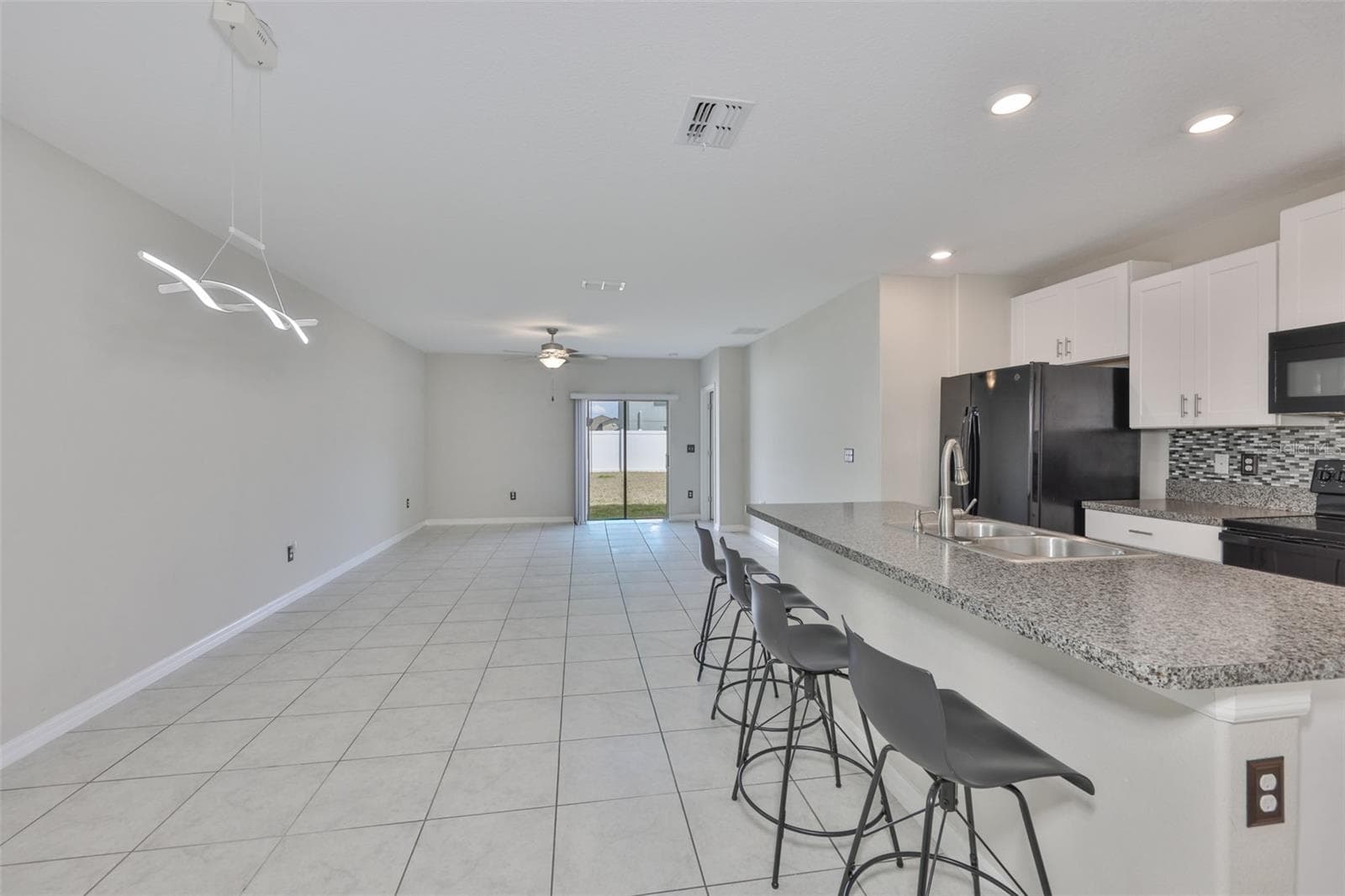 797 Olive Conch St photo 5