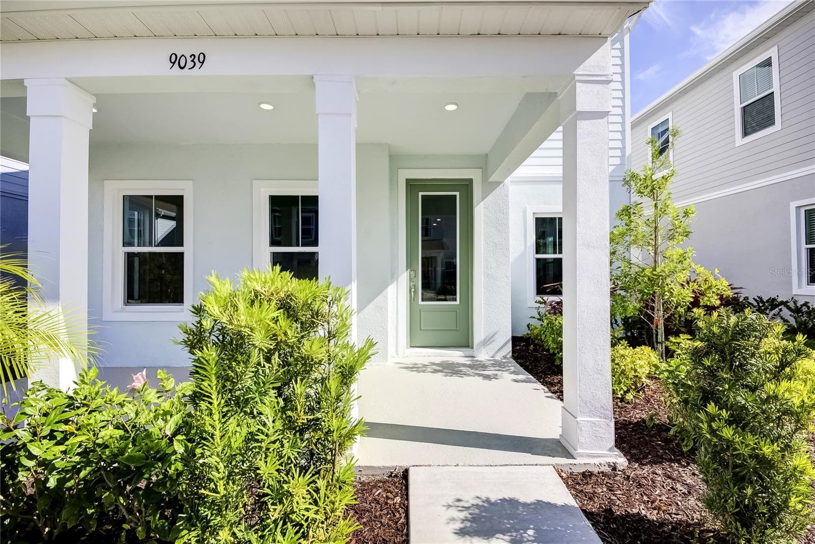 9039 Duany Ln photo 3