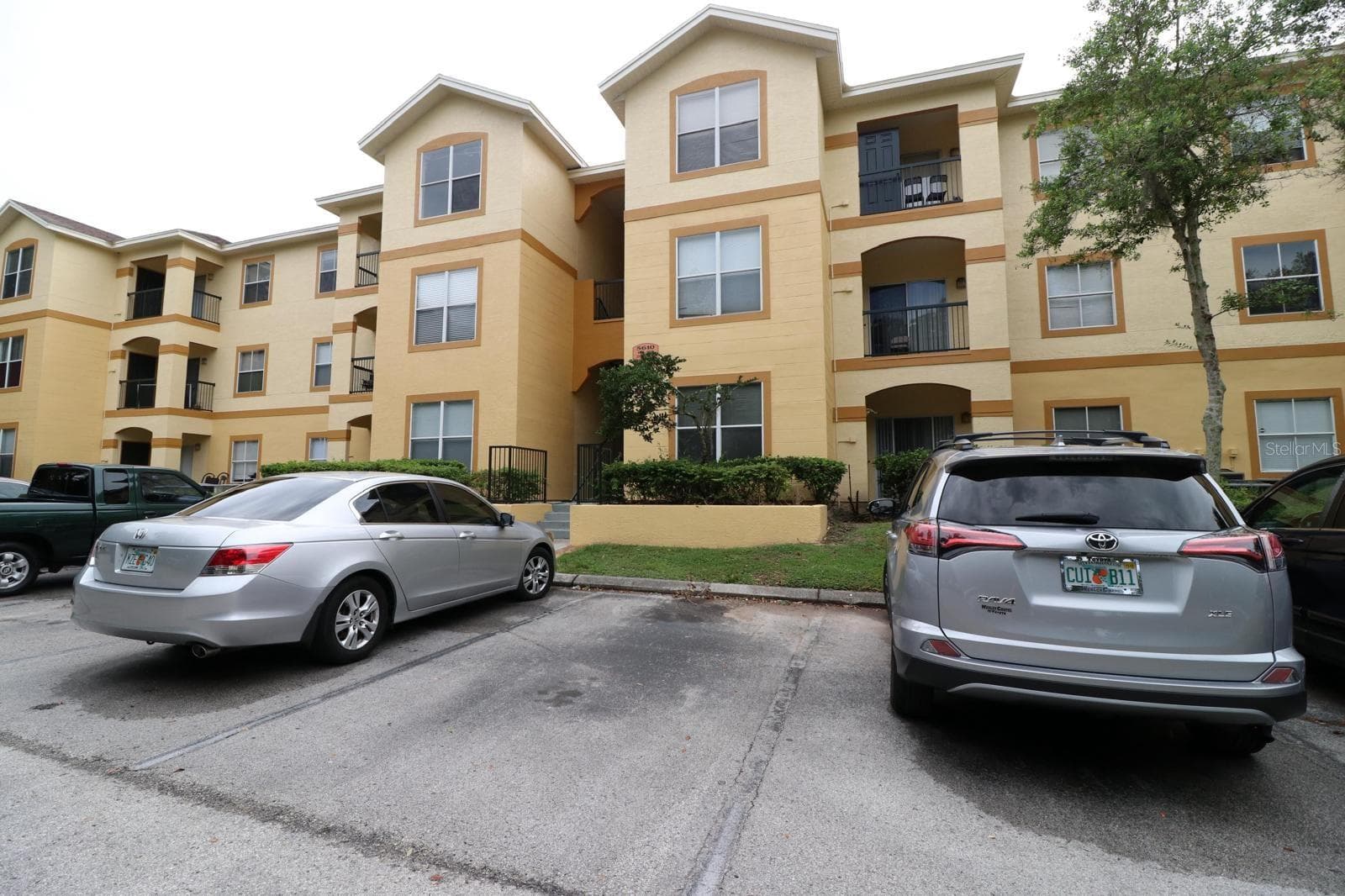 5610 Pinnacle Heights Cir #107
