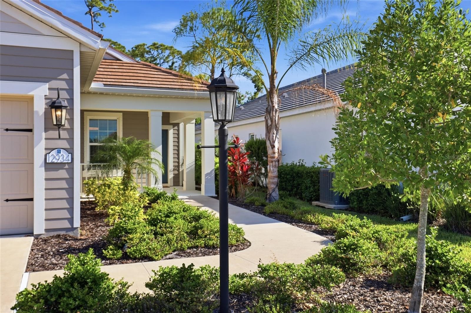 12934 True Blue Cir photo 4