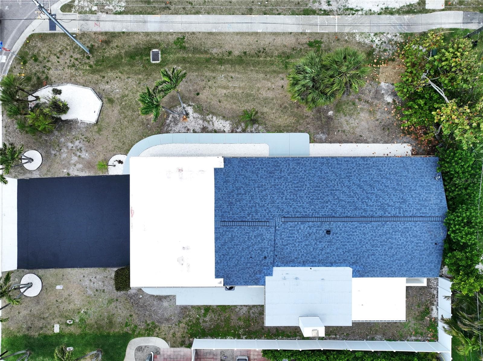 1401 Gulf Blvd photo 4