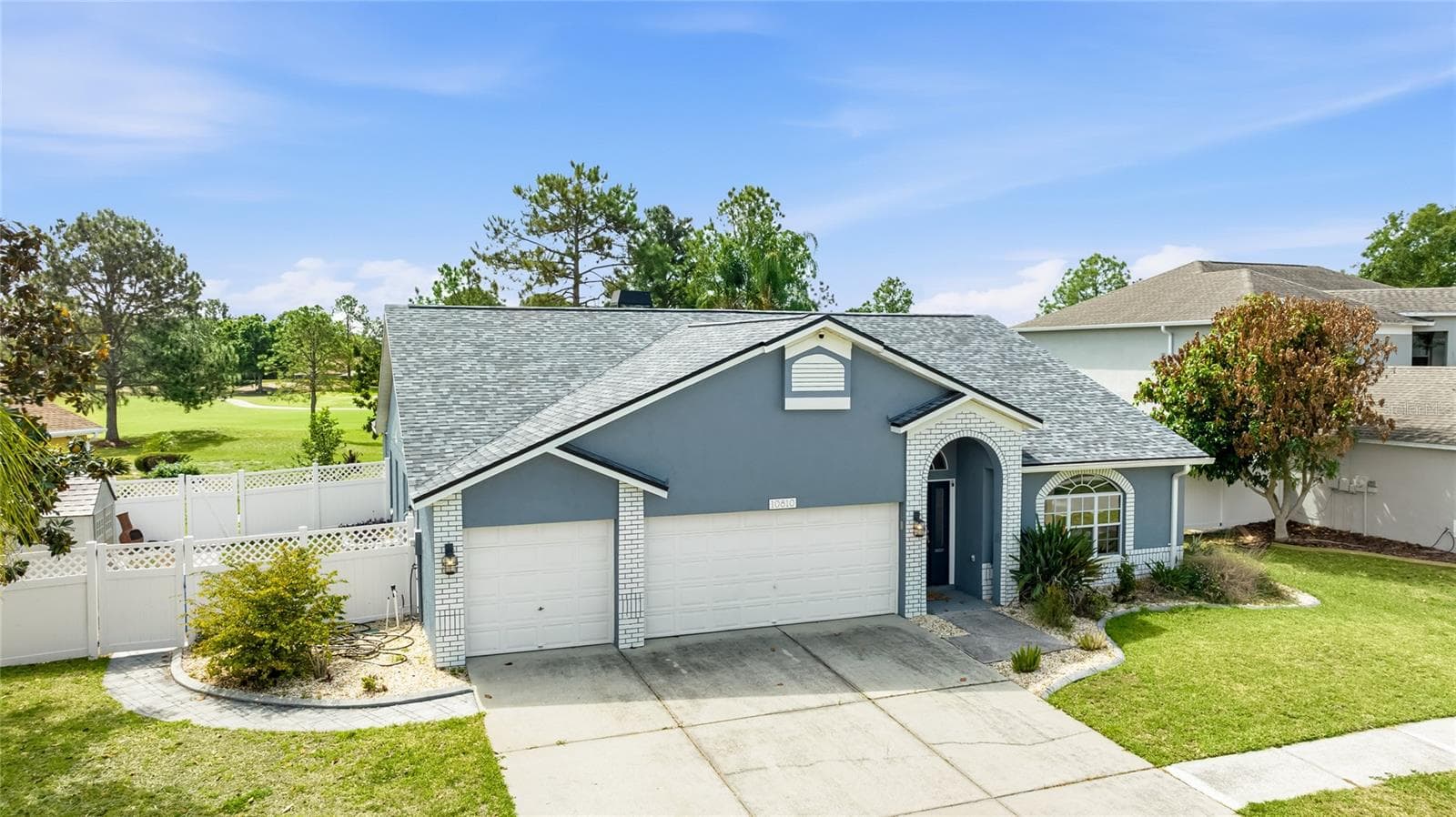 10810 Sailbrooke Dr photo 3
