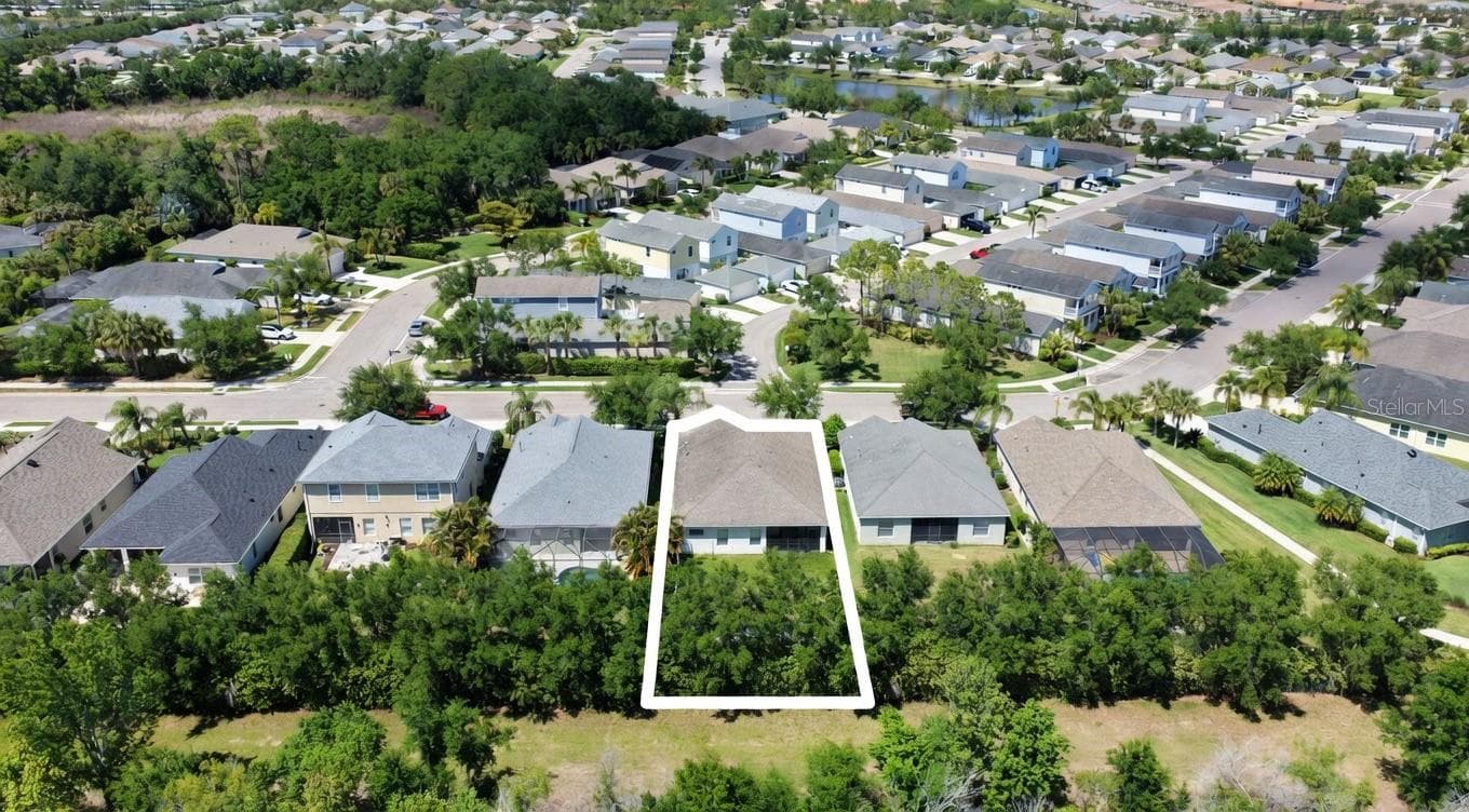 4650 Woodbrook Dr photo 5
