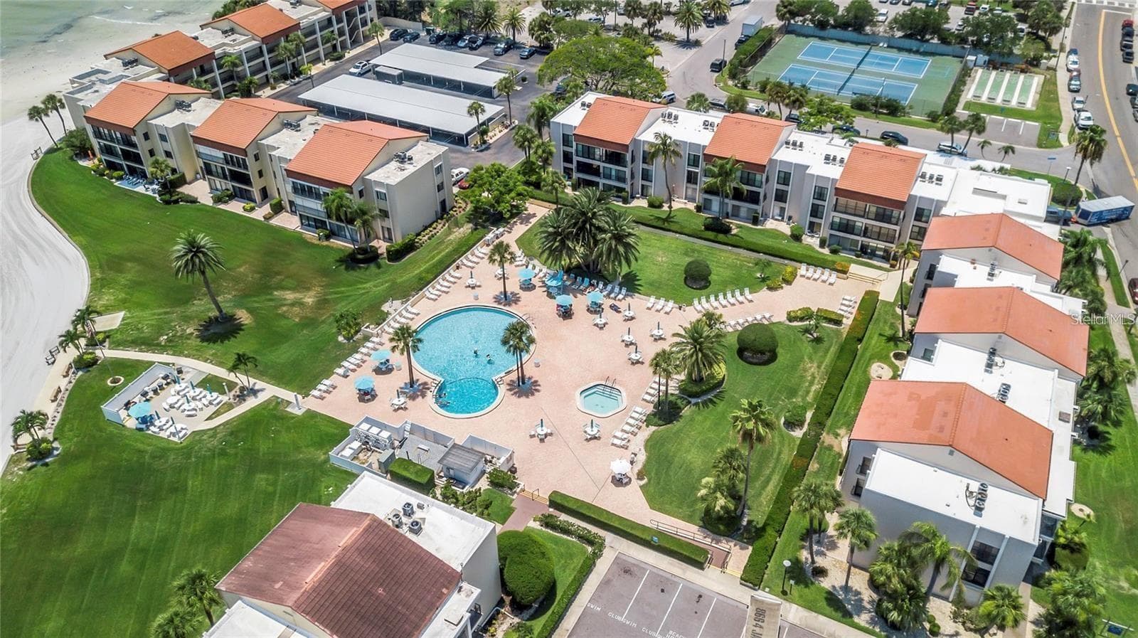 895 S Gulfview Blvd #303 photo 4