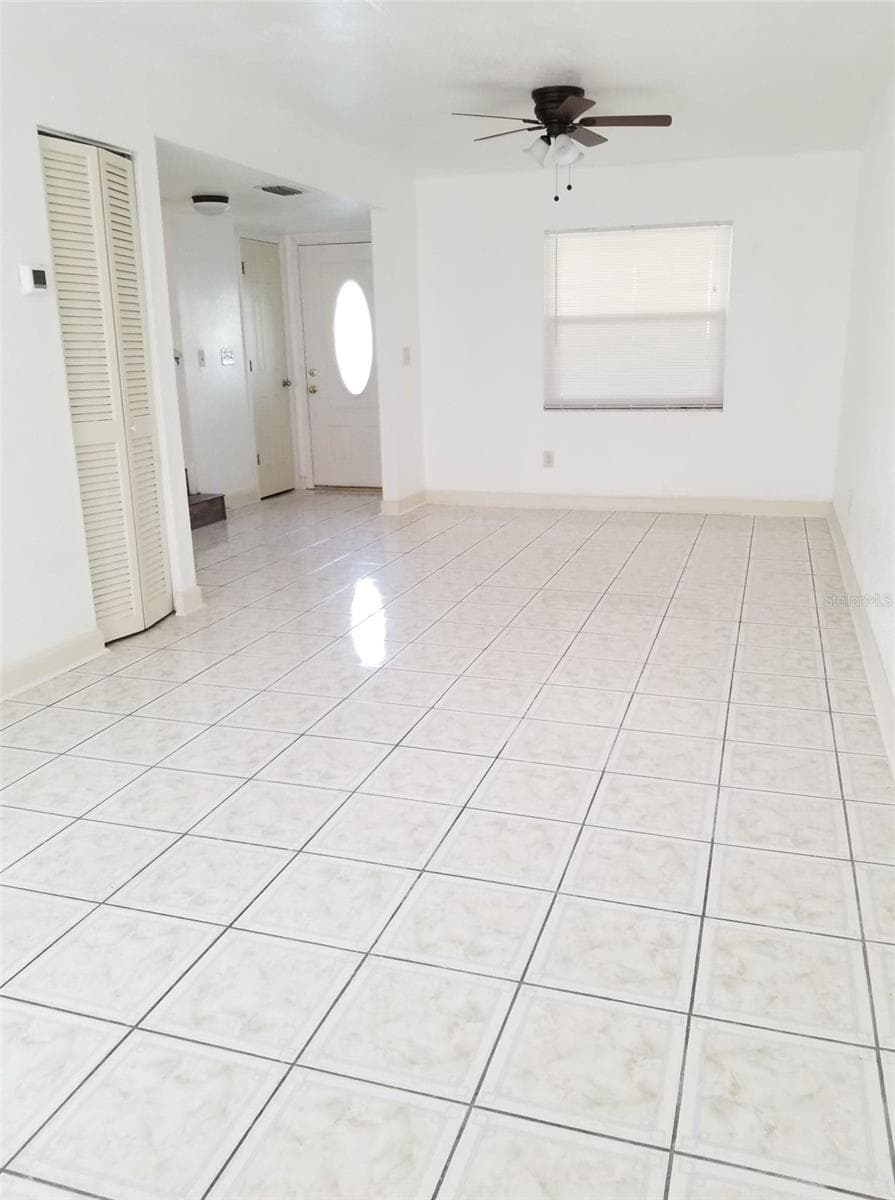 5134 Tennis Court Cir photo 3