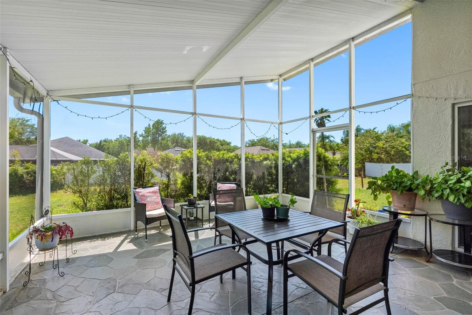 3137 Castle Rock Cir photo 4