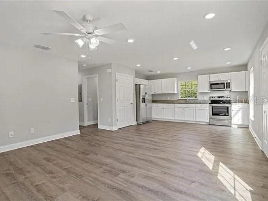 800 Ware Ave NE photo 3