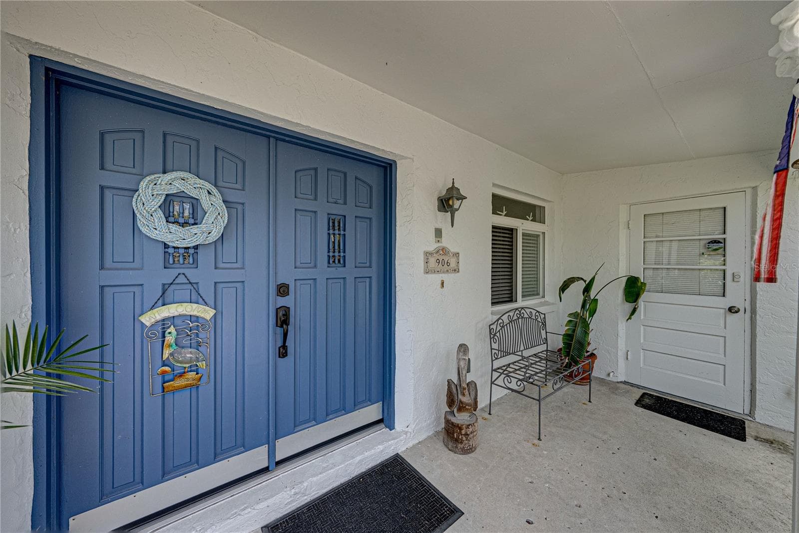 906 Sago Palm Way photo 4