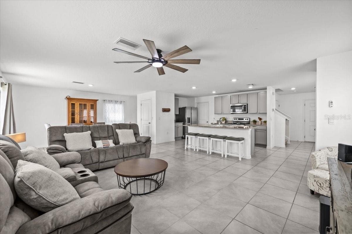 12148 White Cypress Pl